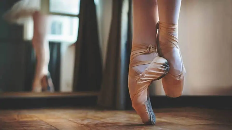 How To Lace Dance Shoes